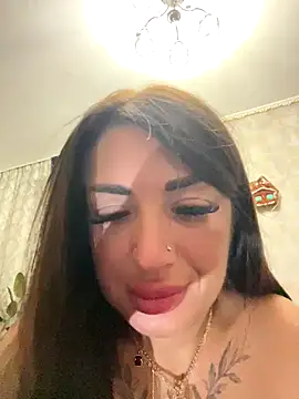 Snapshot of RuslanaXX chatting on 19, 12, 2025 RuslanaXX online show from 19, 12, 2025