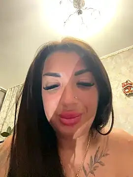 Snapshot of RuslanaXX chatting on 12, 1, 2026 RuslanaXX online show from 12, 1, 2026