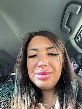 Snapshot of RuslanaXX chatting on 14, 2, 2026 RuslanaXX online show from 14, 2, 2026