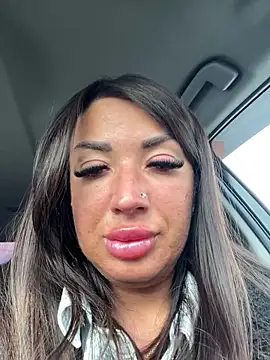 Snapshot of RuslanaXX chatting on 1, 3, 2026 RuslanaXX online show from 1, 3, 2026