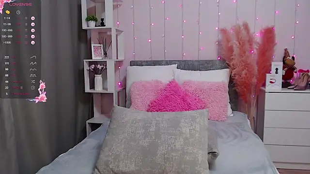 PornoGirlX online show from 24, 2, 2025