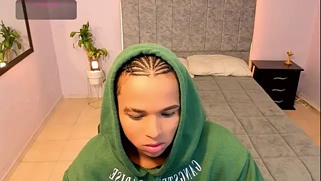 Snapshot of Noah_Smith04 chatting on 23, 11, 2025 Noah Smith04 online show from 23, 11, 2025