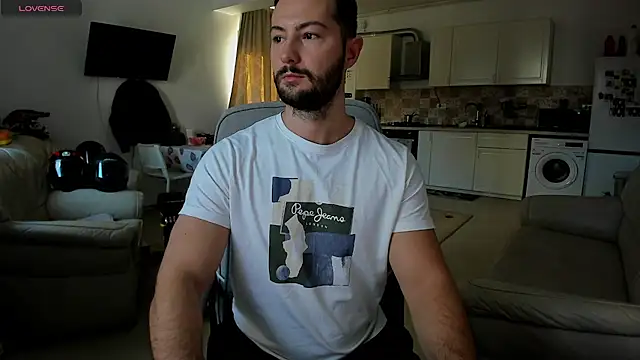 Snapshot of ZackFraser chatting on 2, 11, 2025 ZackFraser online show from 2, 11, 2025