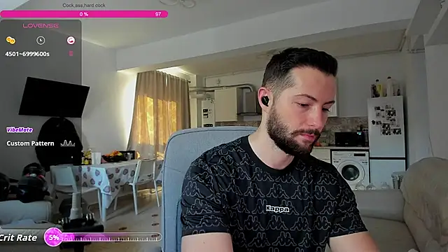 Snapshot of ZackFraser chatting on 22, 11, 2025 ZackFraser online show from 22, 11, 2025