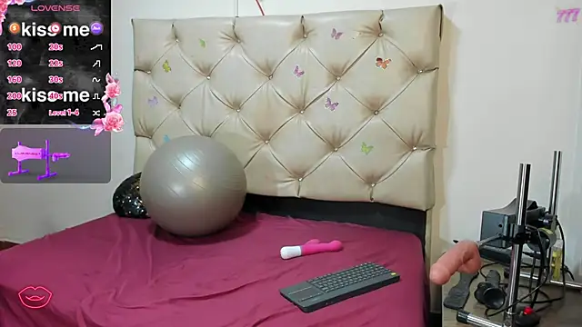 cleopatraa online show from 20, 4, 2026