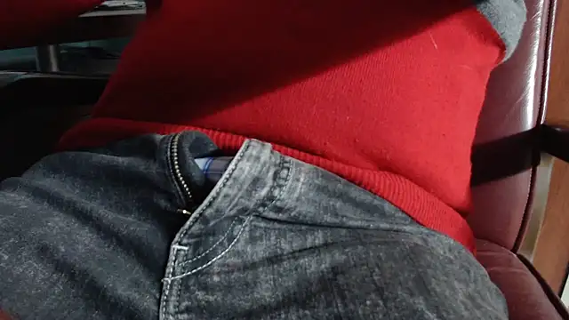 Snapshot of smoothandtiny chatting on 9, 3, 2025 smoothandtiny online show from 9, 3, 2025