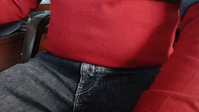 Snapshot of smoothandtiny chatting on 12, 3, 2025 smoothandtiny online show from 12, 3, 2025