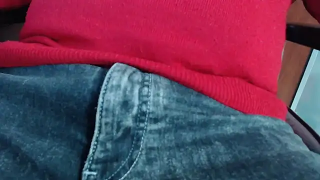 Snapshot of smoothandtiny chatting on 13, 3, 2025 smoothandtiny online show from 13, 3, 2025