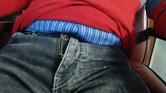 Snapshot of smoothandtiny chatting on 22, 3, 2025 smoothandtiny online show from 22, 3, 2025