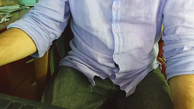 Snapshot of smoothandtiny chatting on 28, 9, 2025 smoothandtiny online show from 28, 9, 2025