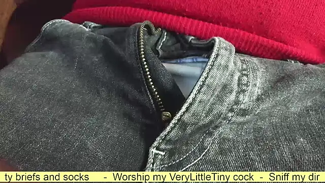 Snapshot of smoothandtiny chatting on 12, 10, 2025 smoothandtiny online show from 12, 10, 2025