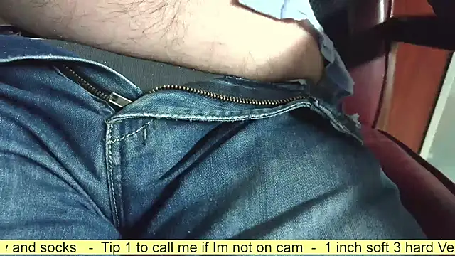 Snapshot of smoothandtiny chatting on 14, 11, 2025 smoothandtiny online show from 14, 11, 2025