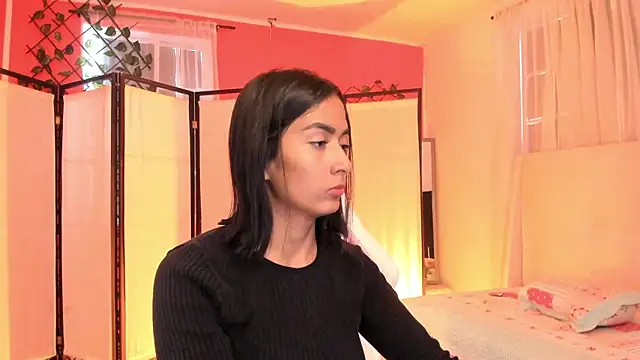 Snapshot of your_khloe chatting on 1, 11, 2025 your khloe online show from 1, 11, 2025