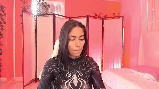 Snapshot of your_khloe chatting on 1, 12, 2025 your khloe online show from 1, 12, 2025