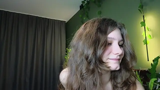 Snapshot of Charlotte_wow chatting on 22, 12, 2024 Charlotte wow online show from 22, 12, 2024