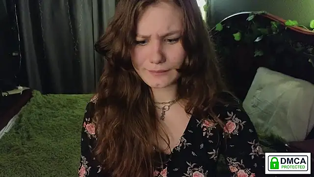 Snapshot of Charlotte_wow chatting on 8, 2, 2025 Charlotte wow online show from 8, 2, 2025