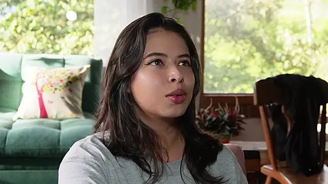 Snapshot of Kozzy_ chatting on 4, 12, 2025 Kozzy online show from 4, 12, 2025