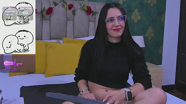 SuzanSmithh online show from 20, 11, 2025