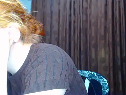 Snapshot of Redhead_incandy chatting on 12, 6, 2026 Redhead incandy online show from 12, 6, 2026