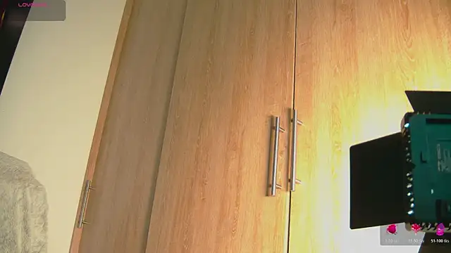 aidaadams online show from 26, 10, 2025