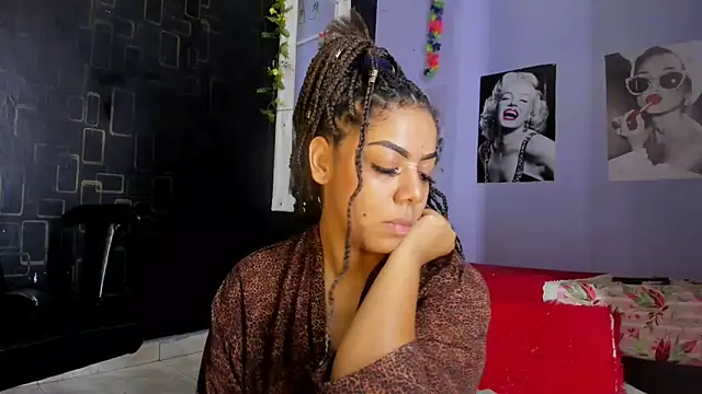 Alika01 online show from 2, 2, 2025