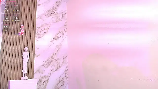 Snapshot of NicholScully chatting on 19, 10, 2025 NicholScully online show from 19, 10, 2025