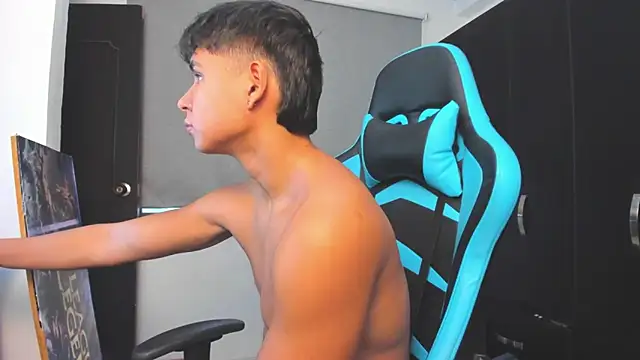 Snapshot of Bray_Kevin chatting on 2, 11, 2025 Bray Kevin online show from 2, 11, 2025