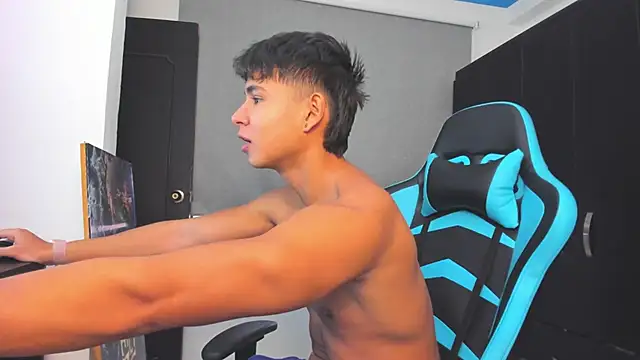 Snapshot of Bray_Kevin chatting on 3, 11, 2025 Bray Kevin online show from 3, 11, 2025