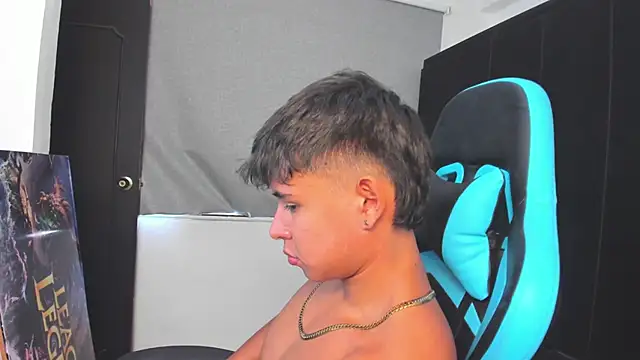 Snapshot of Bray_Kevin chatting on 18, 11, 2025 Bray Kevin online show from 18, 11, 2025