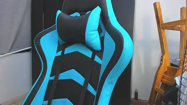 Snapshot of Bray_Kevin chatting on 23, 11, 2025 Bray Kevin online show from 23, 11, 2025