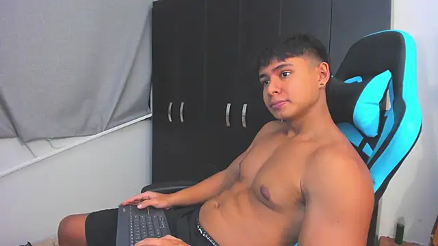 Snapshot of Bray_Kevin chatting on 1, 12, 2025 Bray Kevin online show from 1, 12, 2025