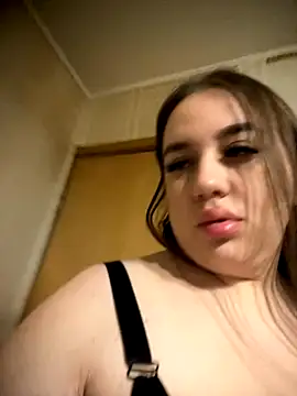 Snapshot of GabiBoobs chatting on 4, 12, 2025 GabiBoobs online show from 4, 12, 2025