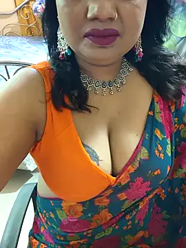 Snapshot of YR-SHIVANI chatting on 3, 7, 2026 YR-SHIVANI online show from 3, 7, 2026