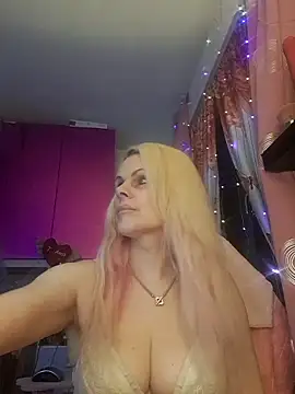 Snapshot of Angeldevilus chatting on 27, 2, 2025 Angeldevilus online show from 27, 2, 2025