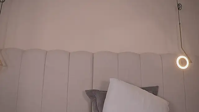 Abby-me online show from 19, 10, 2025