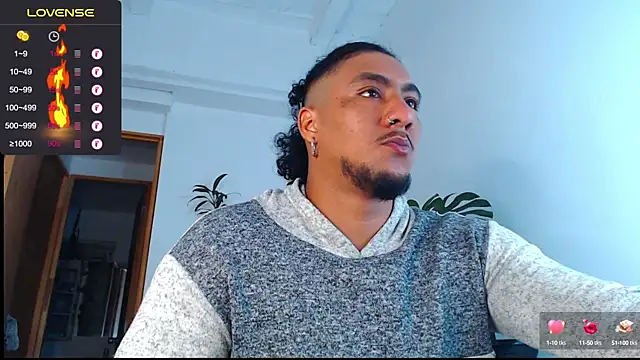 yosoy enzo2020 online show from 26, 1, 2025