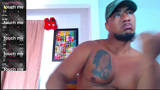 yosoy enzo2020 online show from 19, 3, 2025