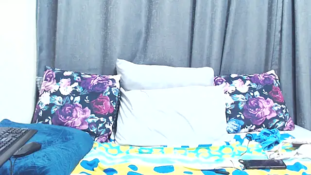 Snapshot of HotSmallTitsXXX chatting on 22, 3, 2025 HotSmallTitsXXX online show from 22, 3, 2025