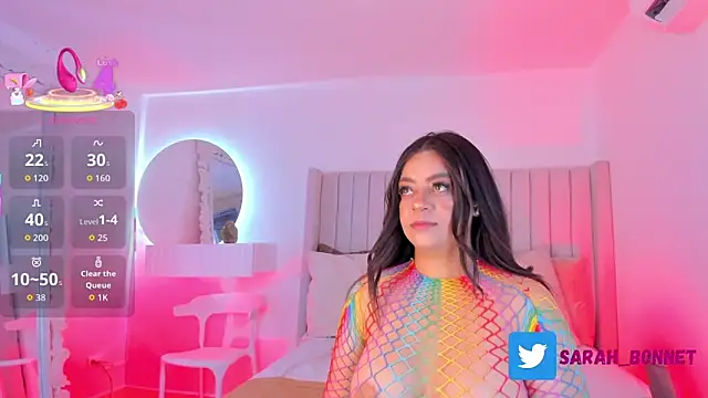 Snapshot of sarah-bonneth chatting on 12, 11, 2025 sarah-bonneth online show from 12, 11, 2025