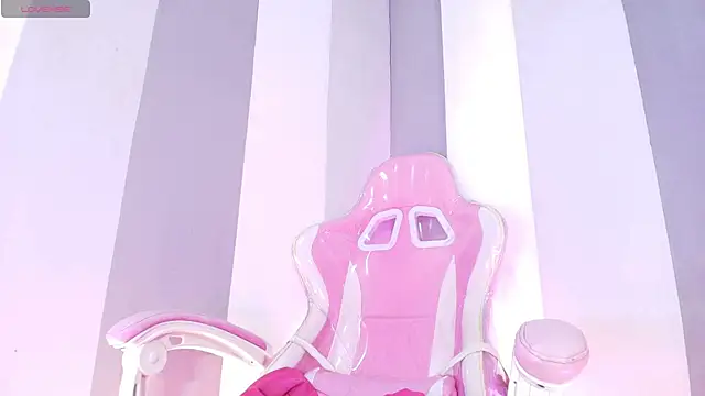 paulinasaeEnz online show from 3, 2, 2025