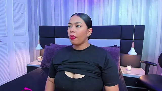 Snapshot of PUSHYLATE chatting on 15, 2, 2025 PUSHYLATE online show from 15, 2, 2025