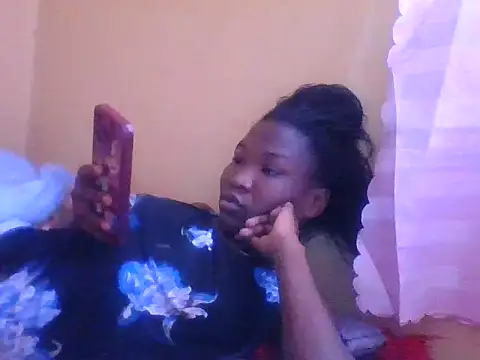 Snapshot of just_nala chatting on 4, 10, 2025 just nala online show from 4, 10, 2025