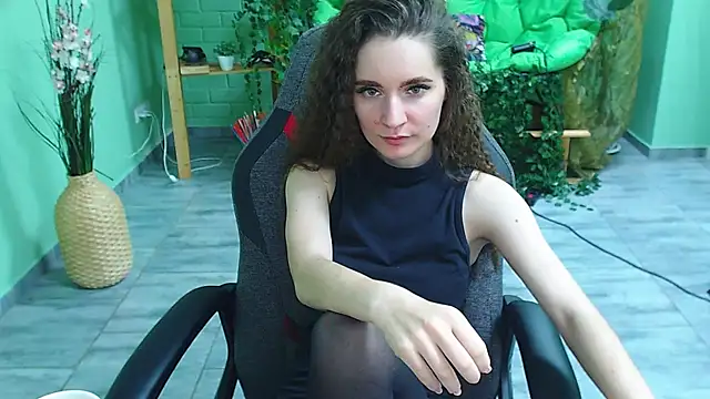 Snapshot of Miss_Barbara_ chatting on 28, 1, 2025 Miss Barbara online show from 28, 1, 2025