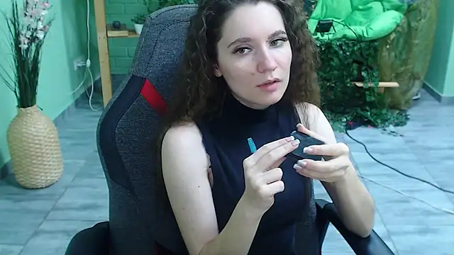 Snapshot of Miss_Barbara_ chatting on 5, 2, 2025 Miss Barbara online show from 5, 2, 2025