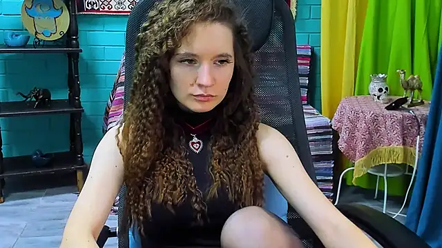 Snapshot of Miss_Barbara_ chatting on 4, 3, 2025 Miss Barbara online show from 4, 3, 2025
