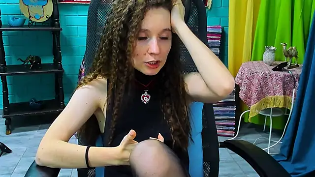 Snapshot of Miss_Barbara_ chatting on 6, 3, 2025 Miss Barbara online show from 6, 3, 2025
