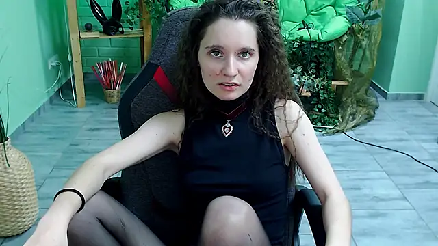 Snapshot of Miss_Barbara_ chatting on 10, 3, 2025 Miss Barbara online show from 10, 3, 2025