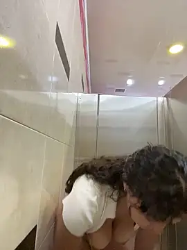 Nathcurly  online show from 4, 1, 2025