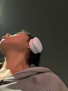 Nathcurly  online show from 12, 3, 2025