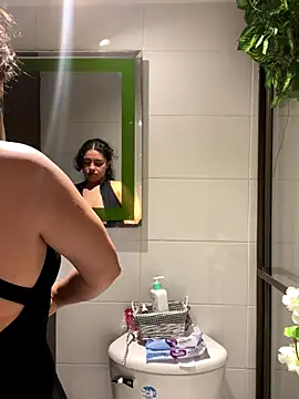 Nathcurly  online show from 31, 10, 2025